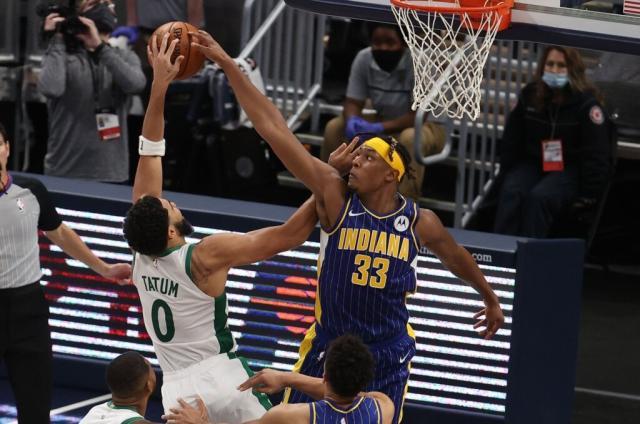 开云体育入口-DPOY被忽视的黑马 特纳为步行者的禁飞区署名