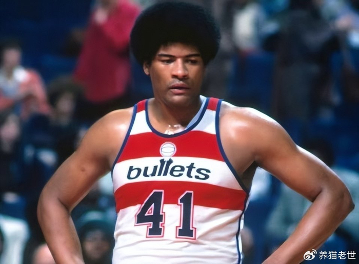 开云体育登录-NBA历史上一共有38位球员拿下过MVP？最具含金量的10个该怎么排？|张伯伦|尼古拉-约基奇|篮板|联盟|赛季_新浪体育_新浪新闻